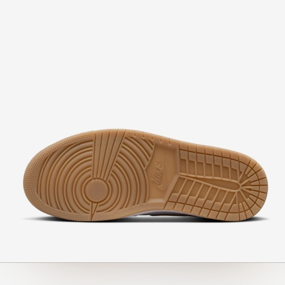 Women's Air Jordan 1 High OGWhite and Gold - Picture 7 of 7